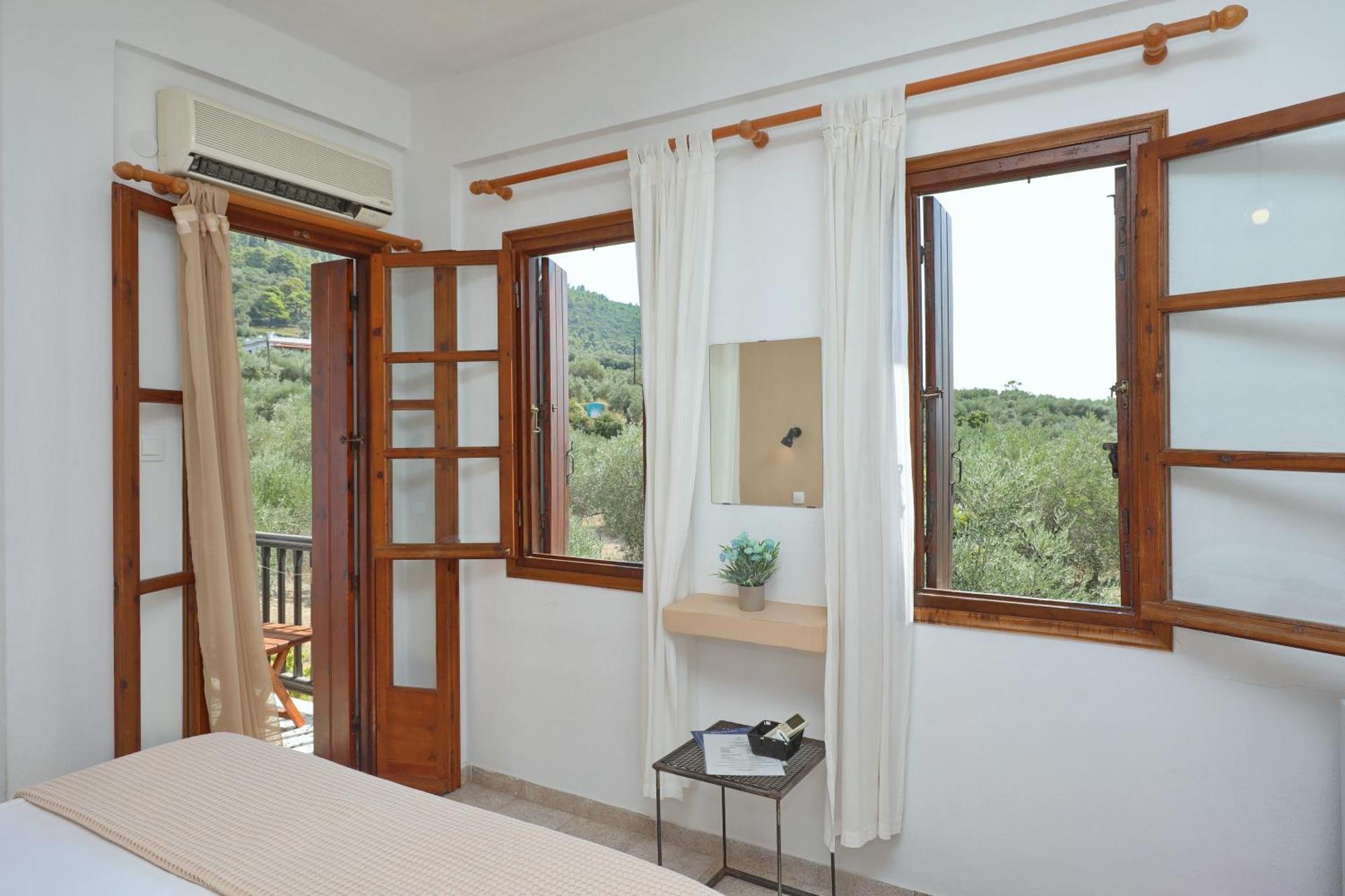 Skopelos Evergreen Apartments Стафилос Экстерьер фото